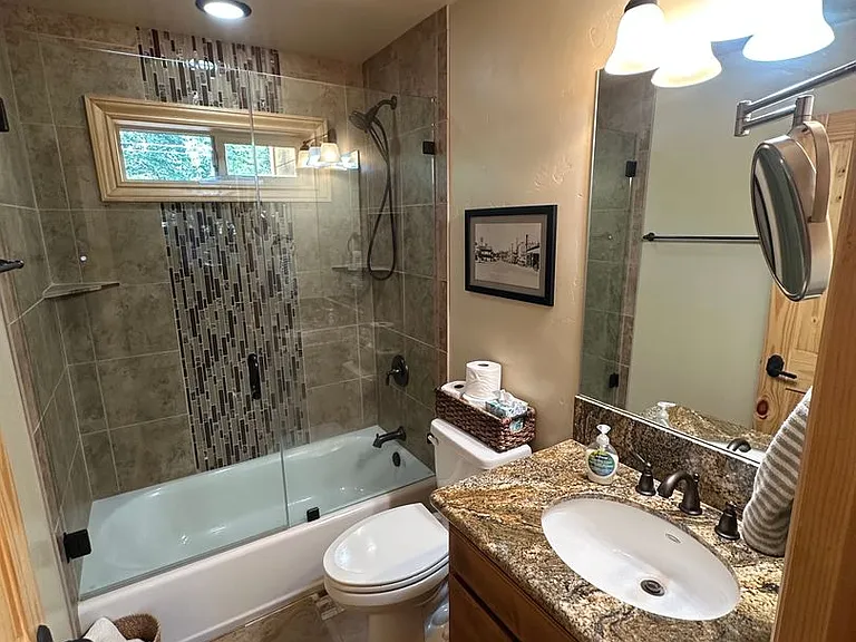 11913 Snowpeak Way — Photo 17