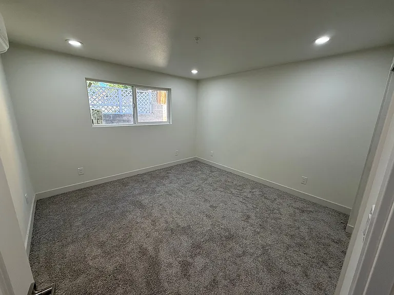 1565 Carlin St — Photo 38