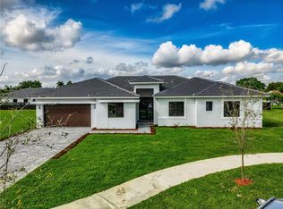 15561 SW 159th Ter, Miami, FL 33187