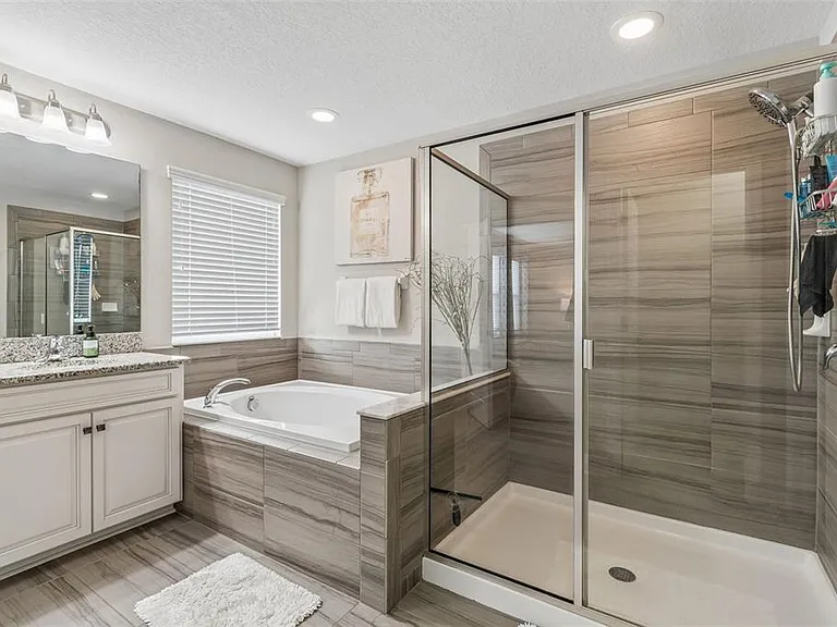 19328 Breynia Dr — Photo 42