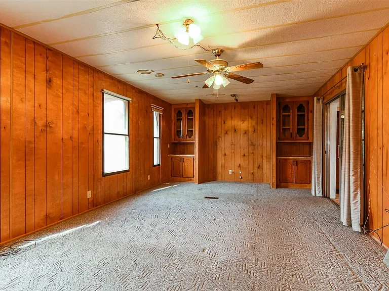 Huge Baster Bedroom
