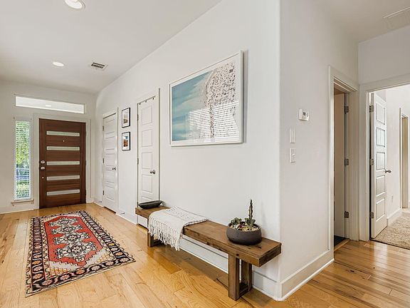 4th image of 7205 Lysander Ct