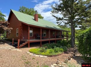 297 Debaron Ln, Norfork, AR 72658