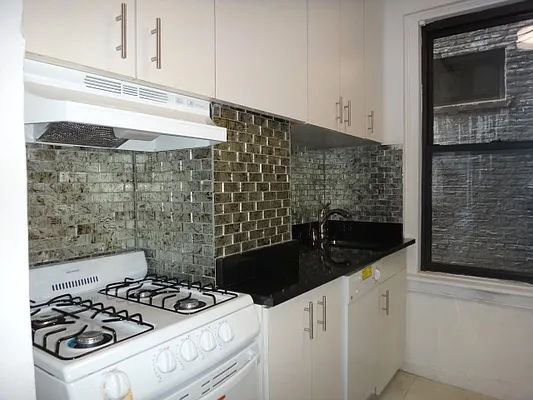 Rented by Everrock Equities | media 23