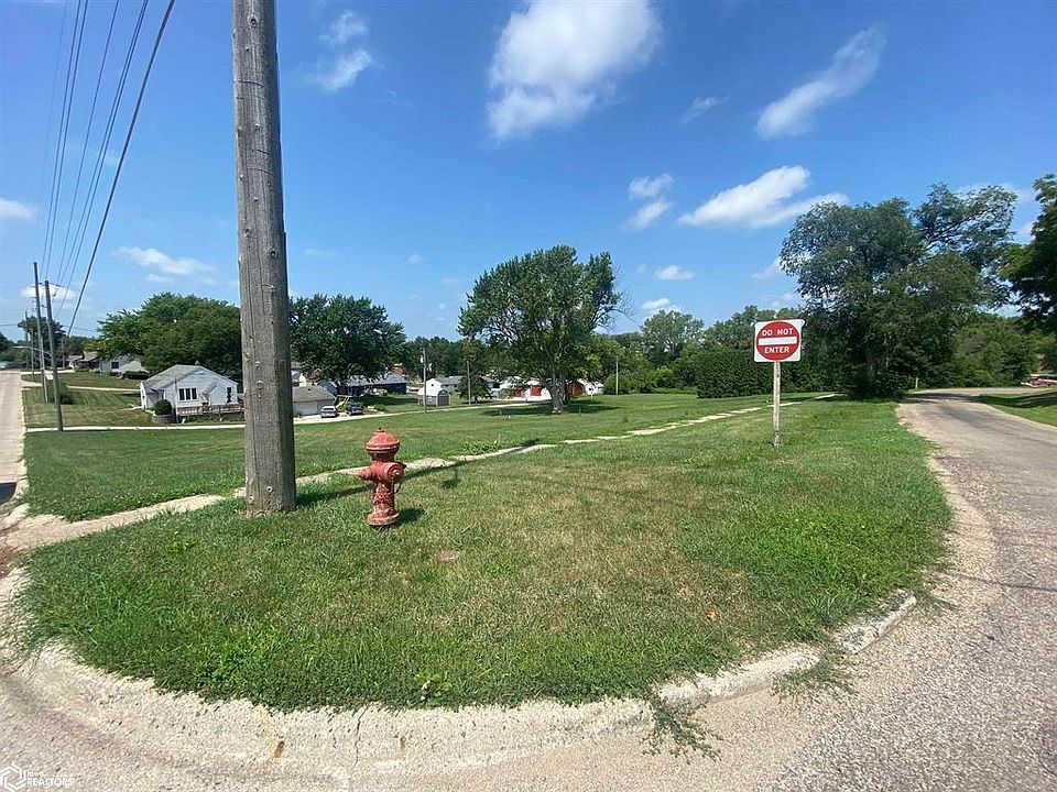 107 & 109 Church St, Audubon, IA 50025 MLS 6309504 Zillow