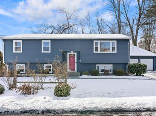 44 Merriman St, Unionville, CT 06085
