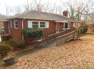 2909 Emblem Dr, North Chesterfield, VA 23234