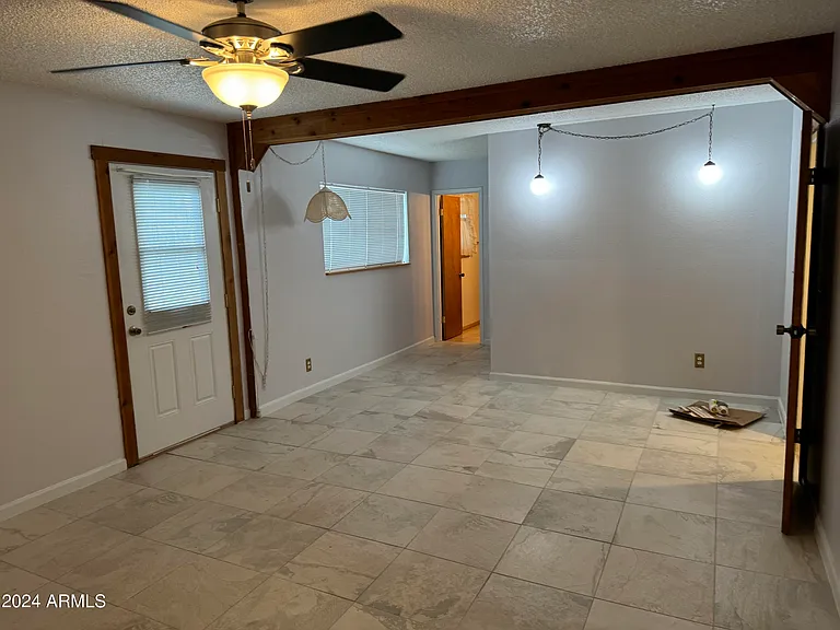 8542 E Windsor Ave — Photo 15