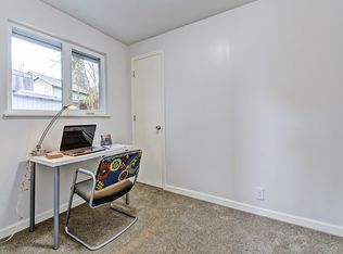 10736 27th Ave SW, Seattle, WA 98146