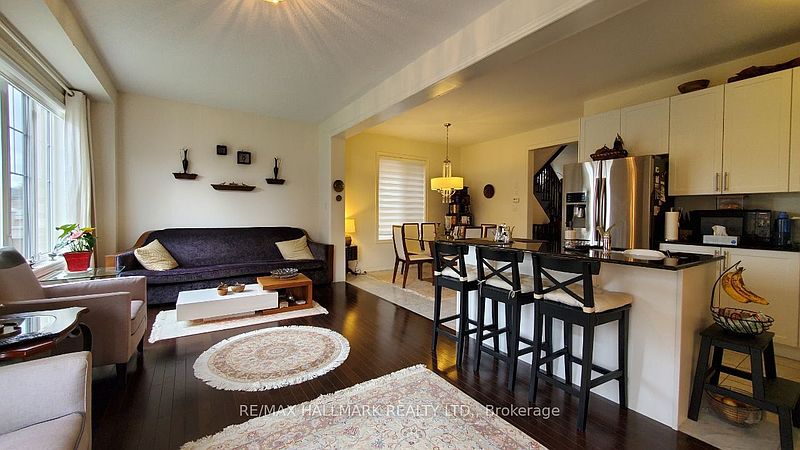 Aurora House for rent - 3 Bedrooms — photo 7