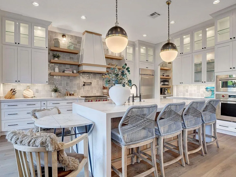308 Round Stone Ct