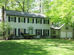 65 Viennawood Dr, Rochester, NY 14618