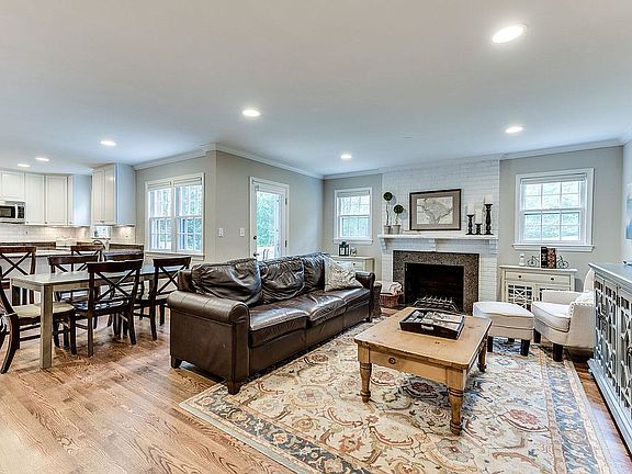 5th image of 8022 Birnam Wood Dr
