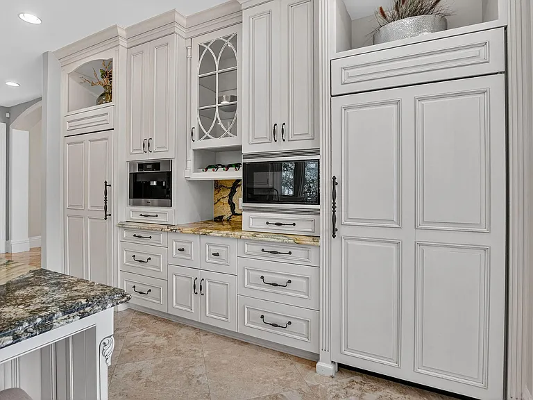 377 E Coconut Palm Rd — Photo 29