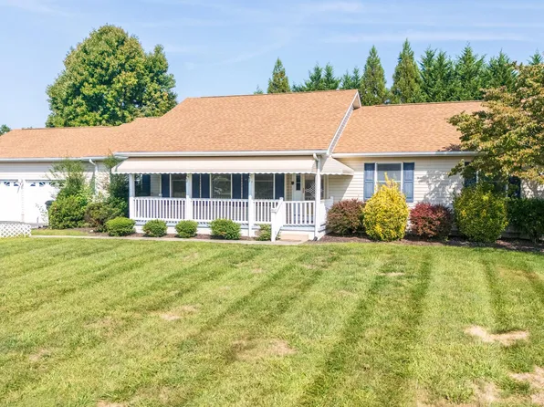 103 Birchfield Dr, Dover, DE 19904