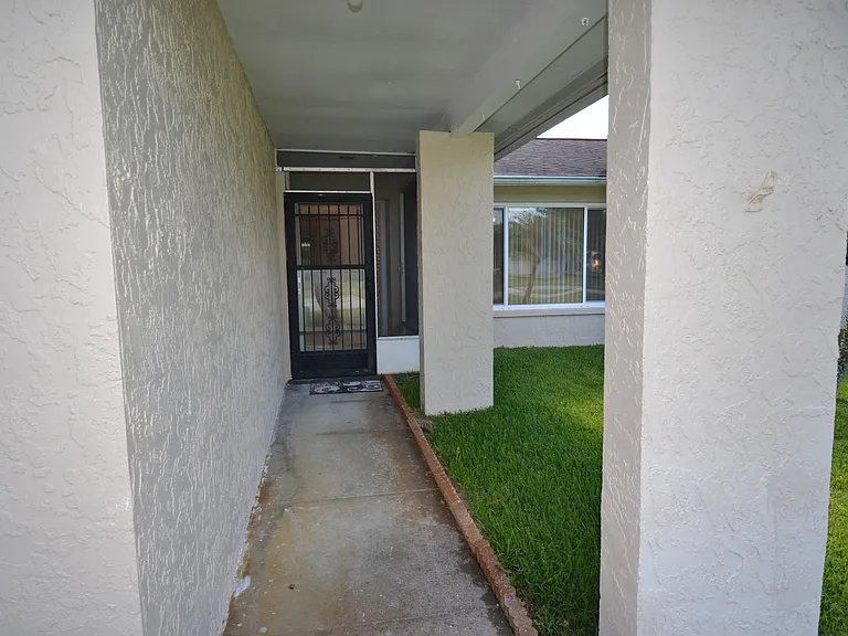 2357 White Oak Cir — Photo 9
