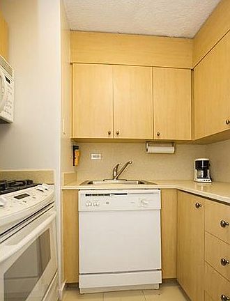 5th image of 330 E 38th St APT 32I
