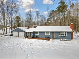 624 Bradford Rd, Newport, NH 03773
