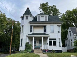 615 W Armstrong Ave, Peoria, IL 61606