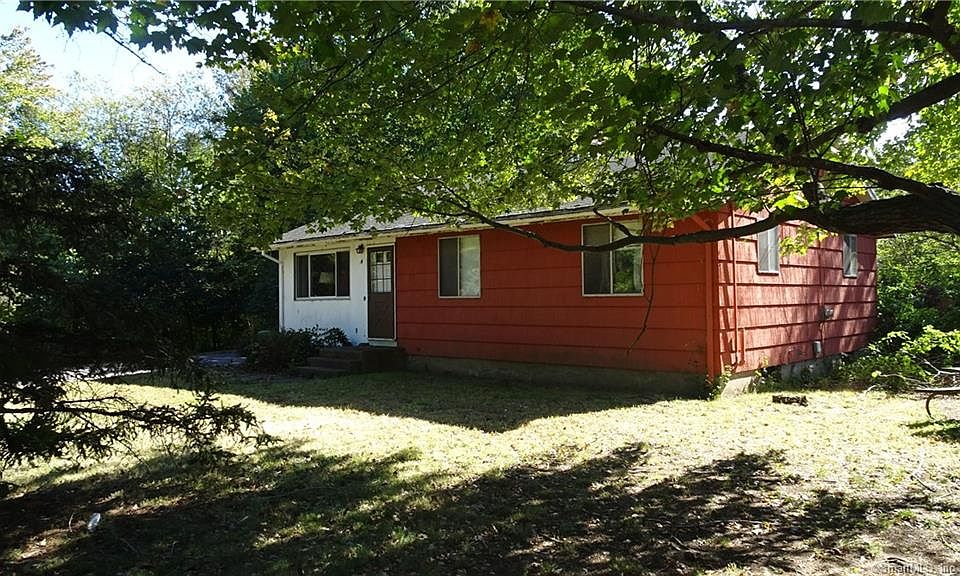 2nd image of 14 Overbrook Dr