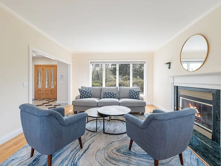 16125 Soundview Ave — Photo 14