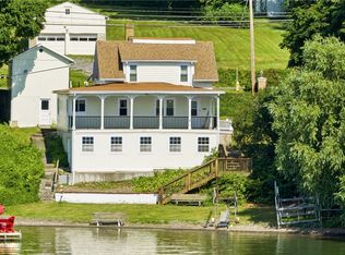 1811 W Lake Rd, Penn Yan, NY 14527