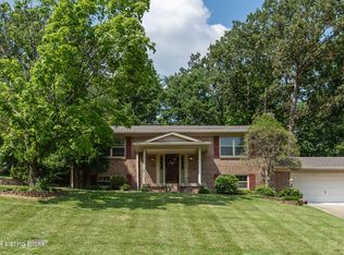 8802 Mountain Brook Dr, Louisville, KY