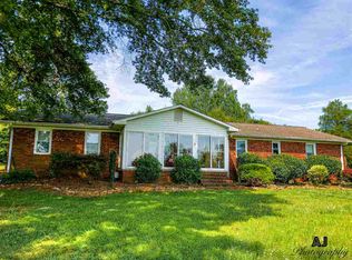 125 Goforth Dr, Campobello, SC 29322