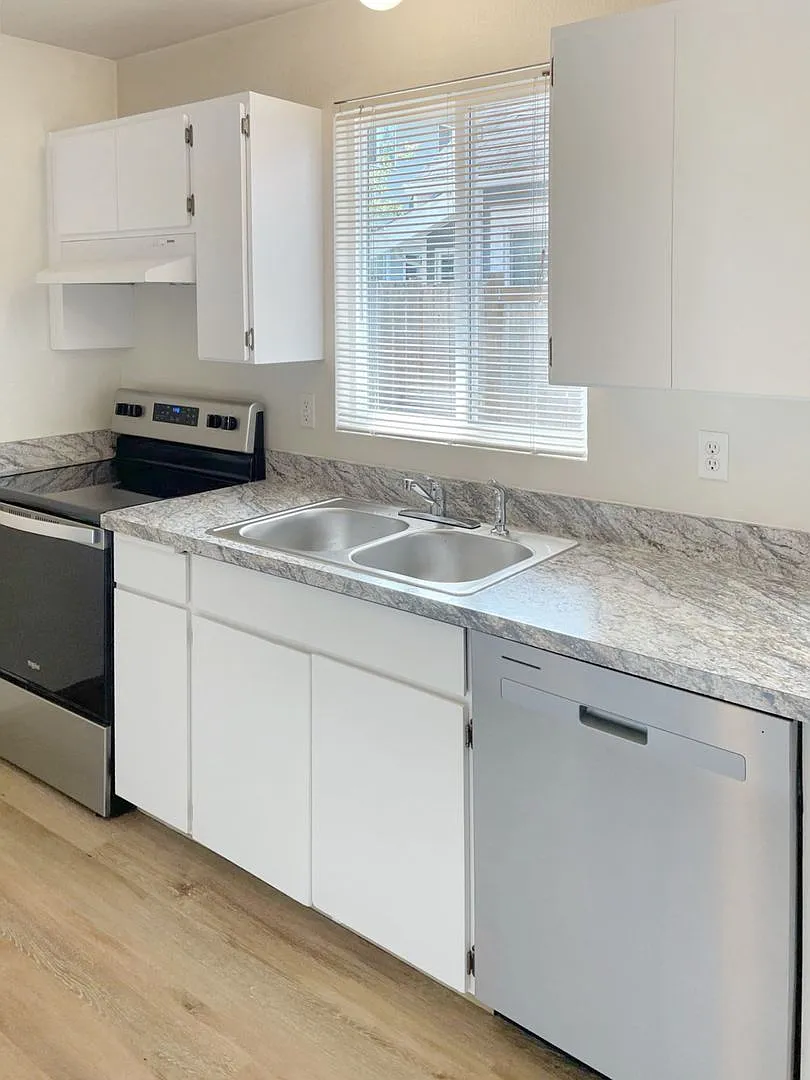 4707 S. Puget Sound Ave — Photo 2