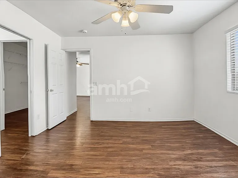 6217 W Warner St — Photo 9