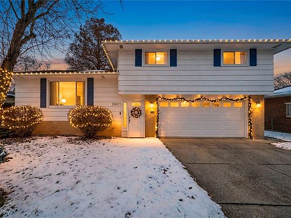 2nd image of 25021 Picone Ln
