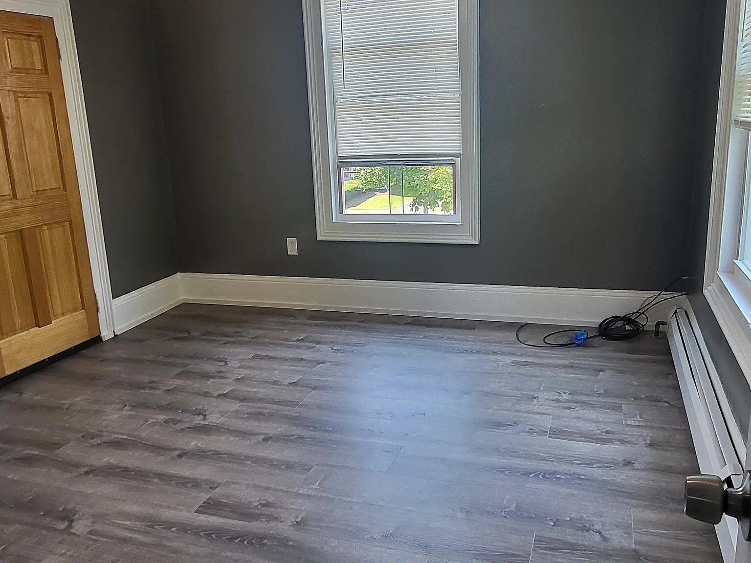 2 bed, 1000 sqft, $1,400 — Photo 3