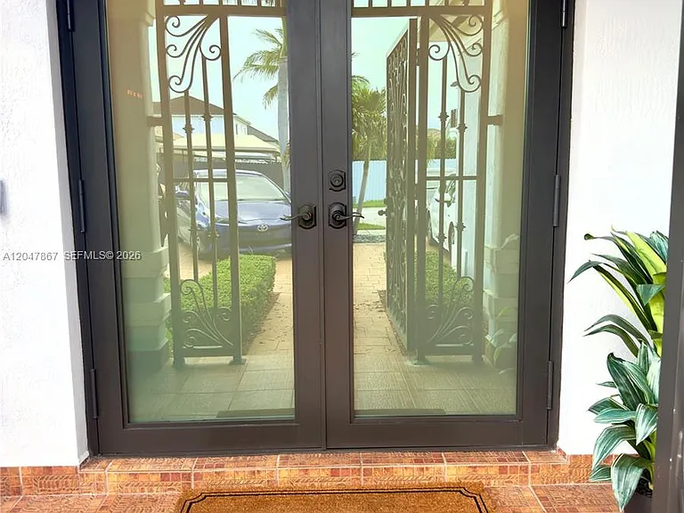 17833 SW 155th Ct — Photo 3