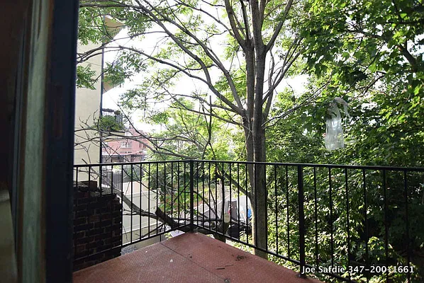 Rented by Safdie Realty Group | media 51