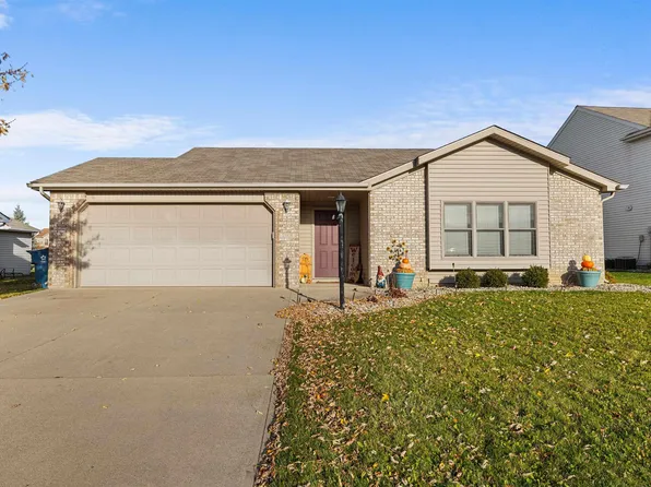 15818 Grand Willow Blvd, Huntertown, IN 46748