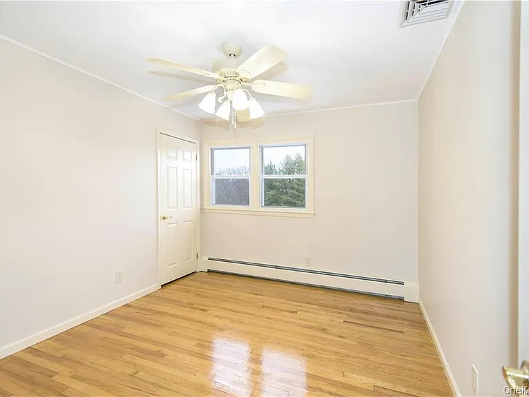 7 Knoll Ct — Photo 14