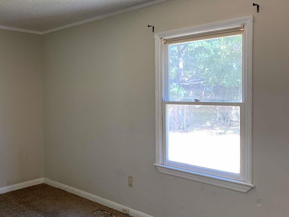 1805 10th St, Cayce, SC 29033 Zillow