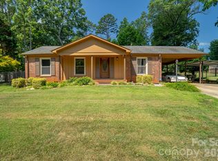 1433 Niagara Cres, Charlotte, NC 28214