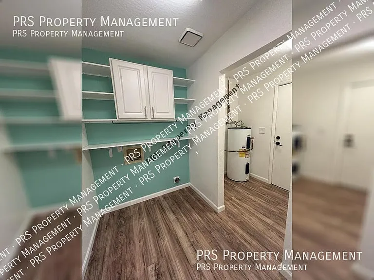 2207 W Monroe St — Photo 17
