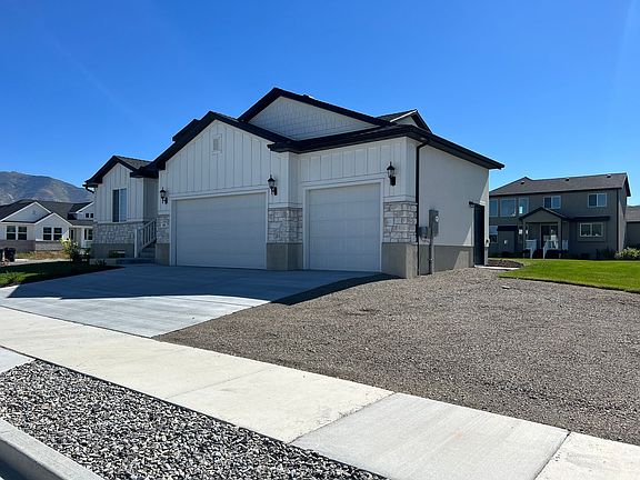 3rd image of 881 W Sagewood Dr #A