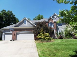 35585 Michael Dr, Solon, OH 44139