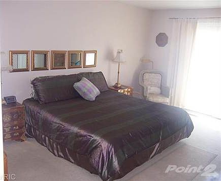 4th image of 9435 Briarstone Dr