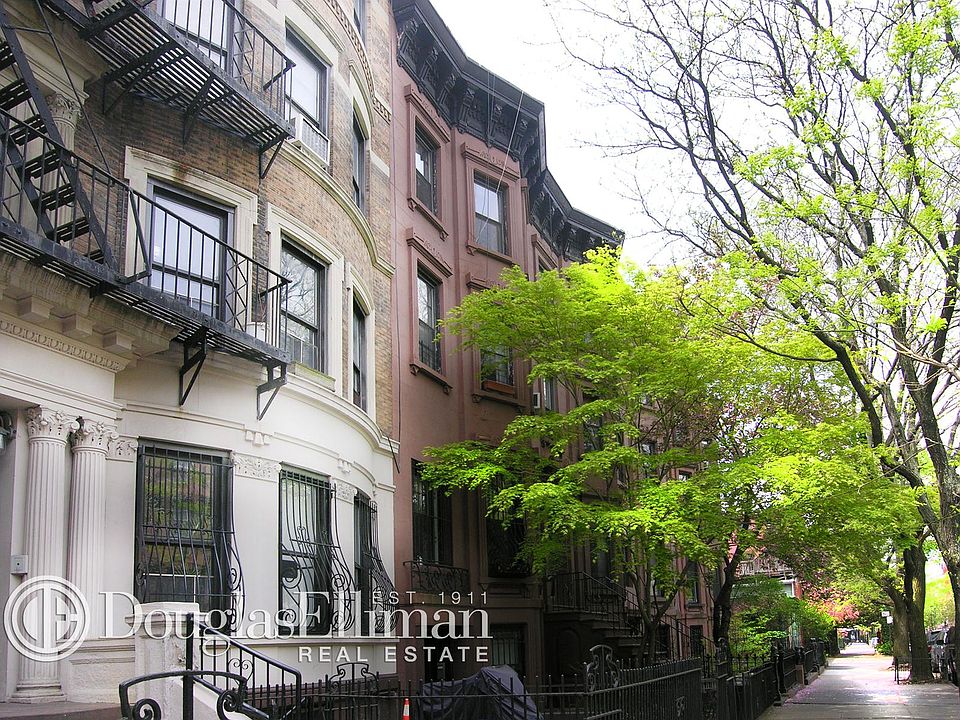 2nd image of 170 Prospect Pl APT 4C