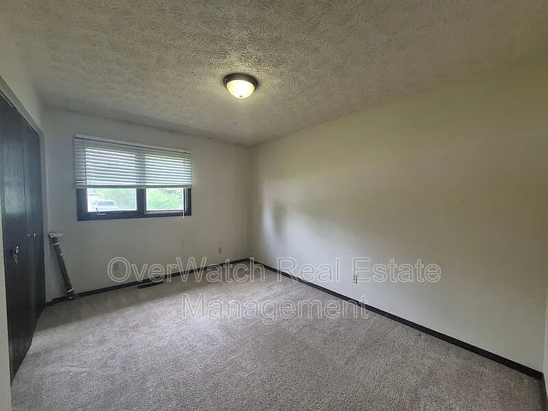 12250 Mary Ave — Photo 7
