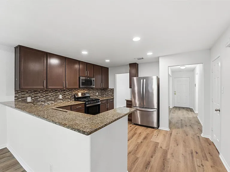 16417 Olive Sparrow Dr — Photo 5