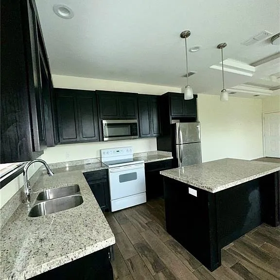 507 Downing Ave #1 — Photo 3