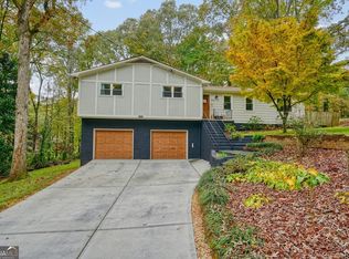 5523 Cheyenne Dr, Acworth, GA 30102