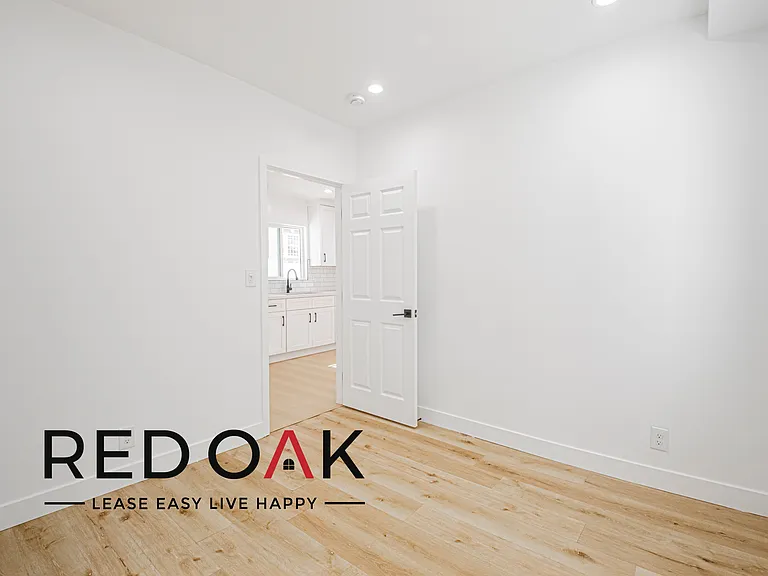 4211 1/2 11th Ave #4211-1/2 — Photo 12