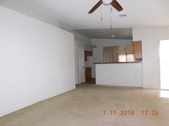 3rd image of 4425 S Agave Ave