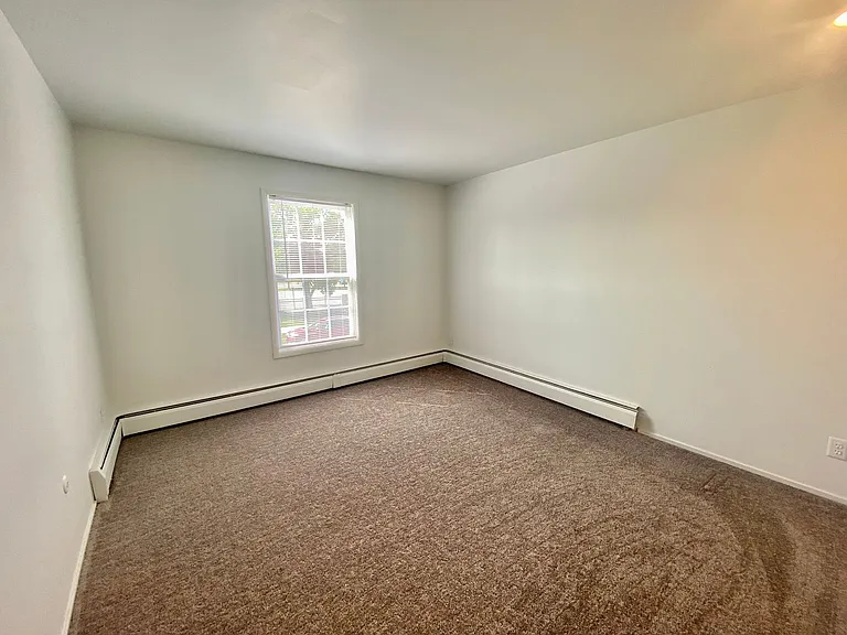 504 Saint Johns St — Photo 121